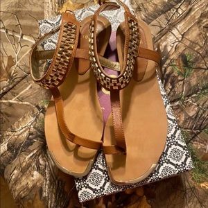 Brown cute shoes with small wedge